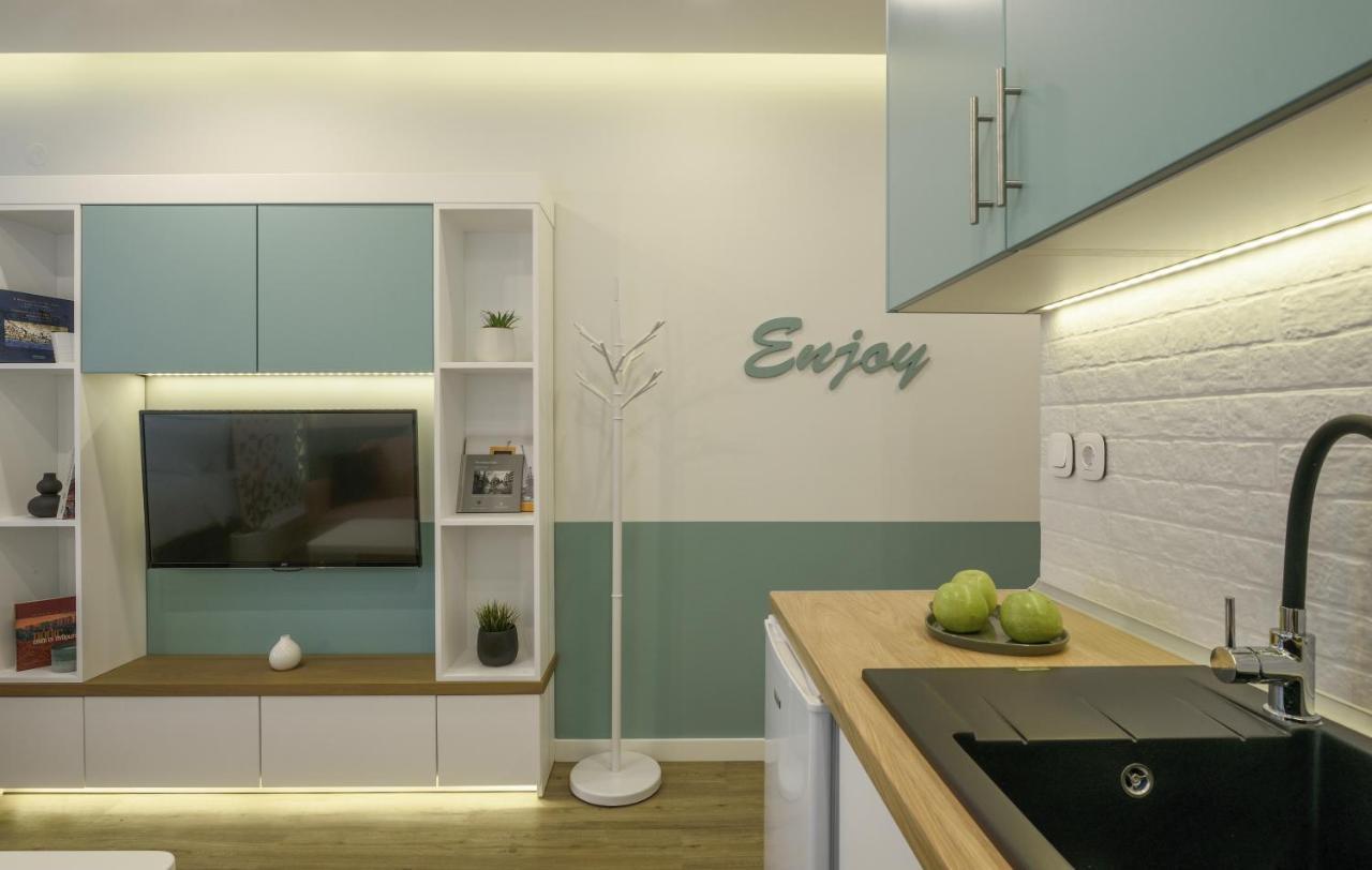 סלוניקי Τhe Half Root Suite In The Heart Of City Center מראה חיצוני תמונה