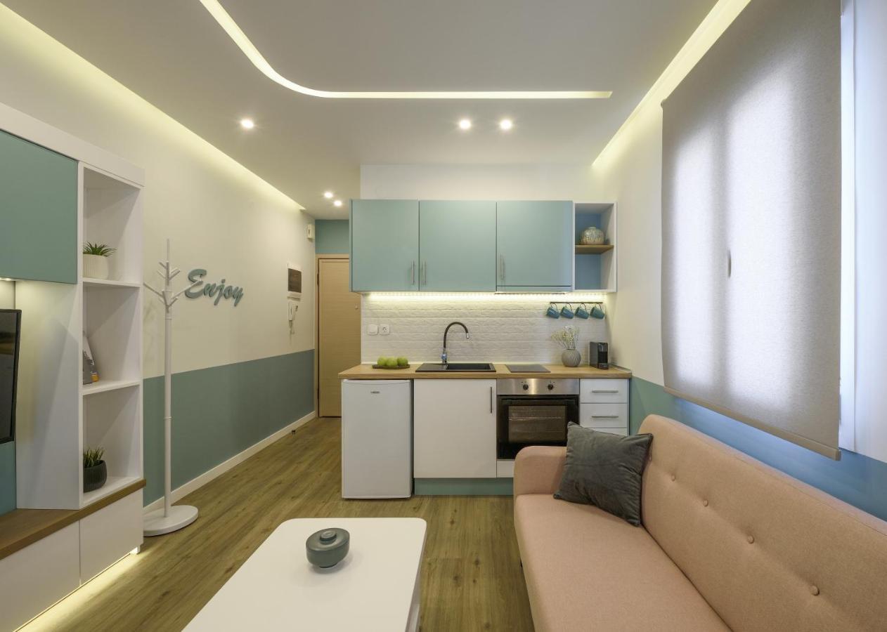 סלוניקי Τhe Half Root Suite In The Heart Of City Center מראה חיצוני תמונה