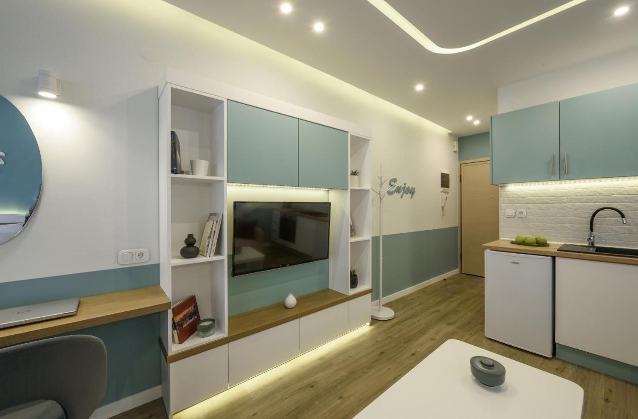 סלוניקי Τhe Half Root Suite In The Heart Of City Center מראה חיצוני תמונה